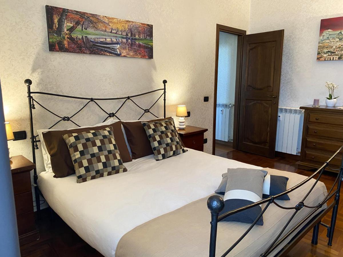 Pini Di Roma-New And Cozy Apt In Rome City Center- Metro A "Re Di Roma" — Photos 1